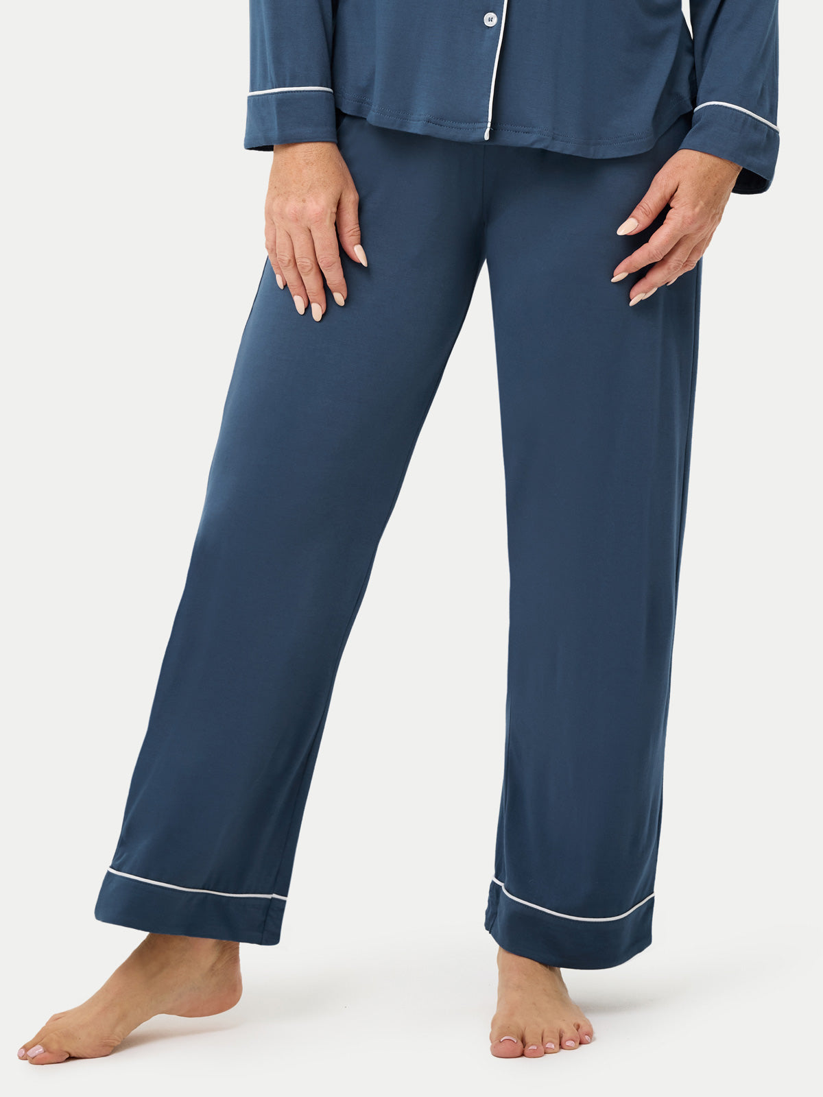 #color_blue ice / Fernanda is 5′8″ wearing a size S