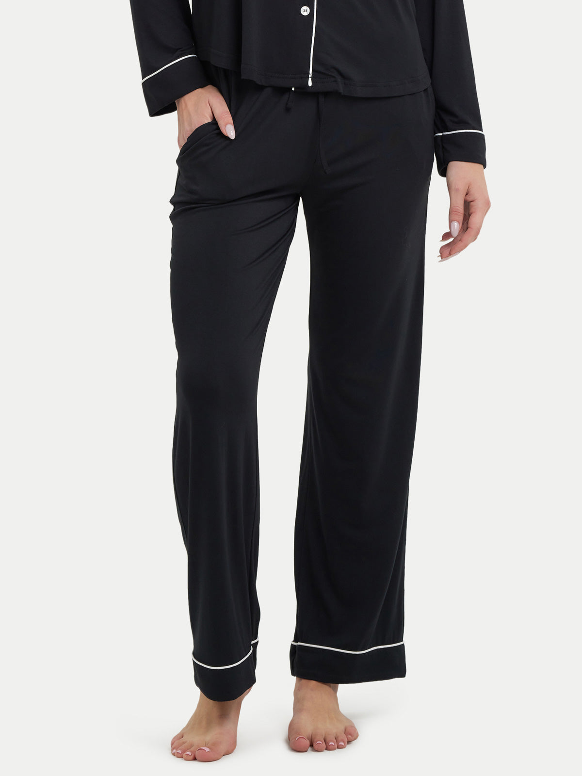#color_black / Kristen is 5′11″ wearing a size S