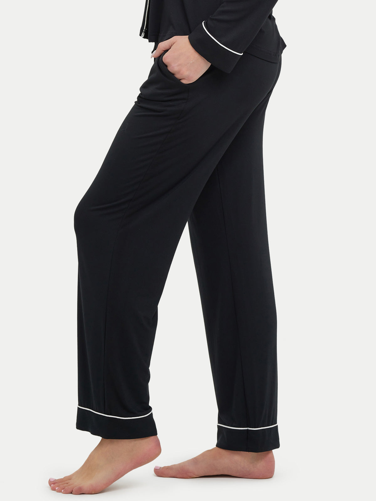 #color_black / Kristen is 5′11″ wearing a size S