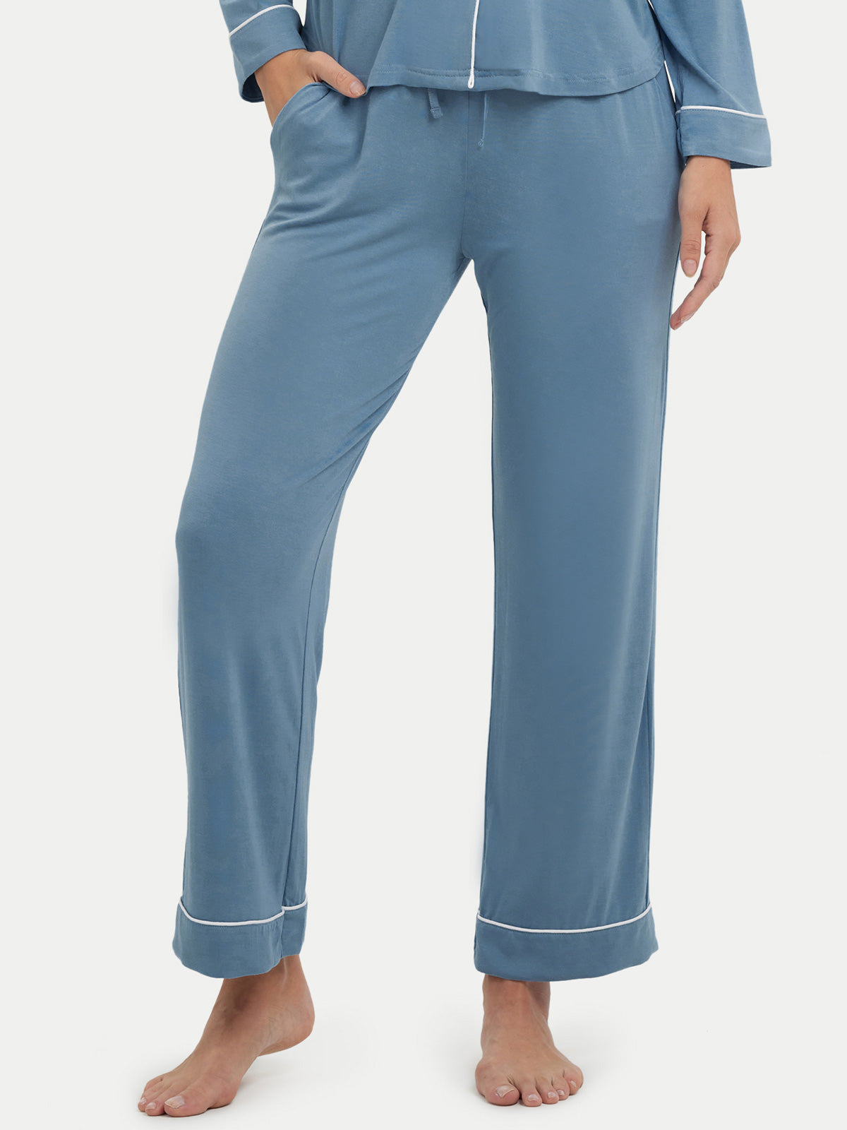 #color_coastal blue / Julianne is 5′11″ wearing a size S
