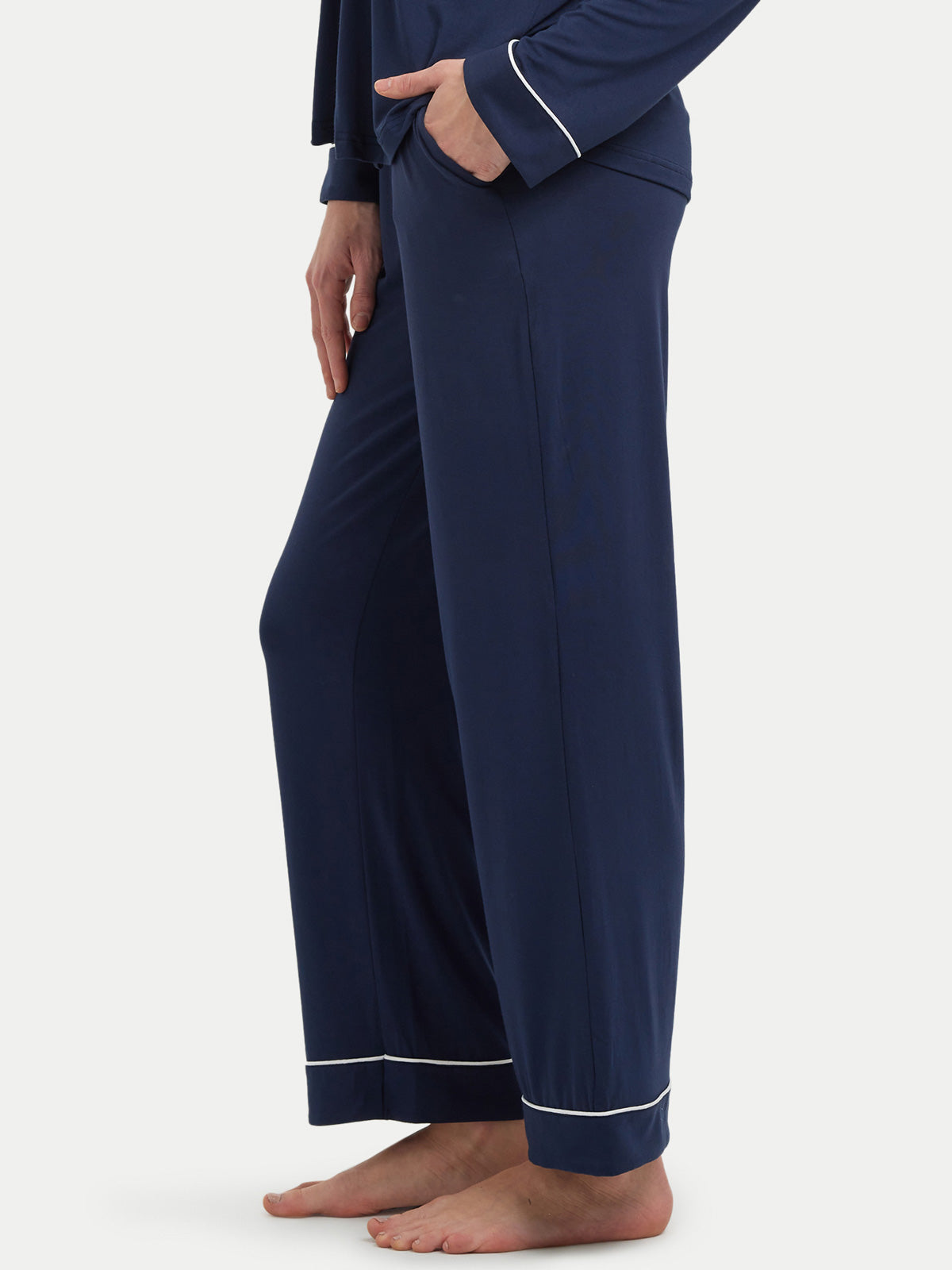 #color_navy / Hannah is 5′9″ wearing a size S