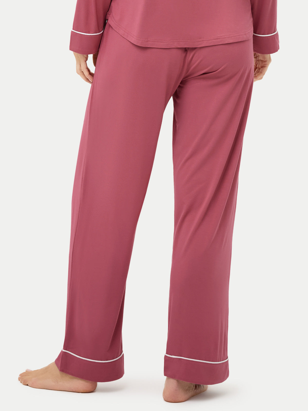 #color_rose wine / Carlye is 5′8½″ wearing a size S