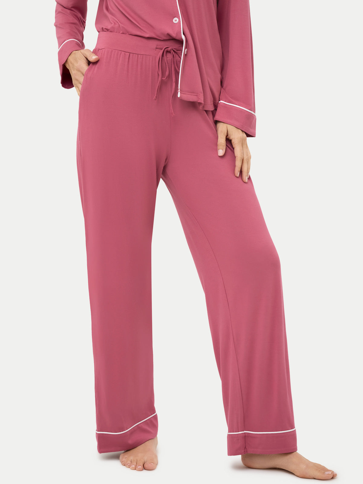 #color_rose wine / Carlye is 5′8½″ wearing a size S