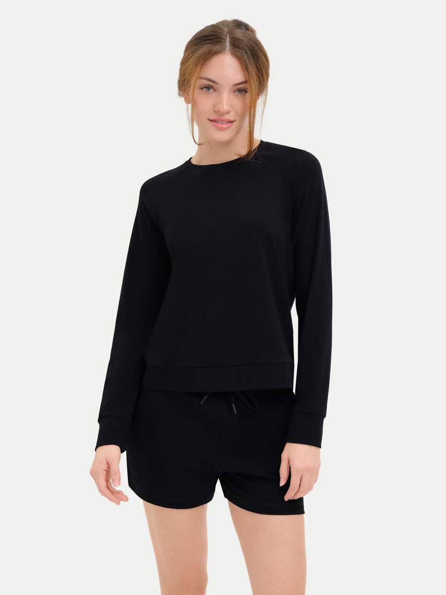 #color_black / Georgia is 5′9″ wearing a size S