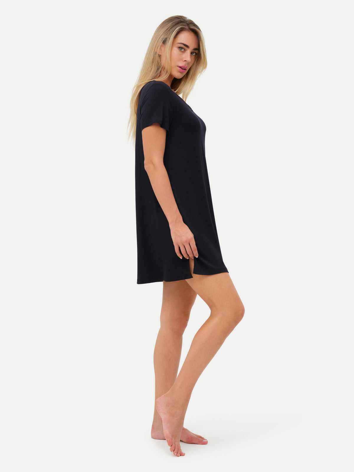 #color_black / Anna is 5′8½″ wearing a size S