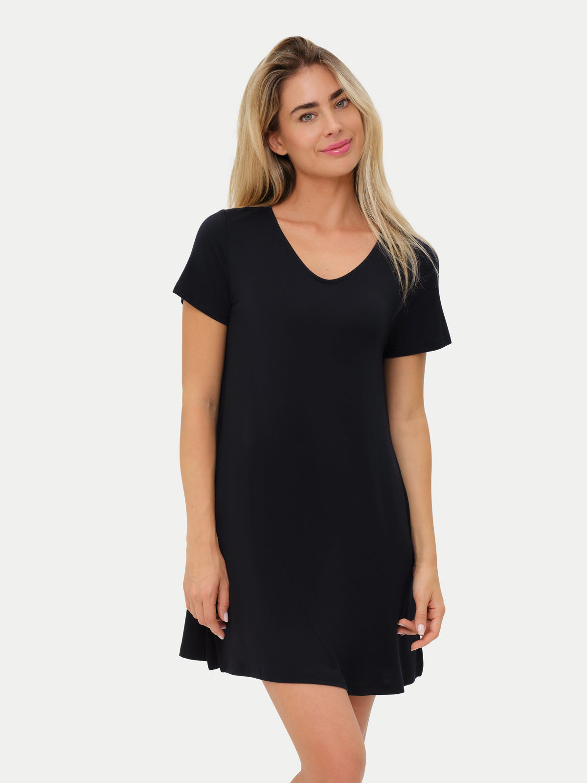 #color_black / Anna is 5′8½″ wearing a size S