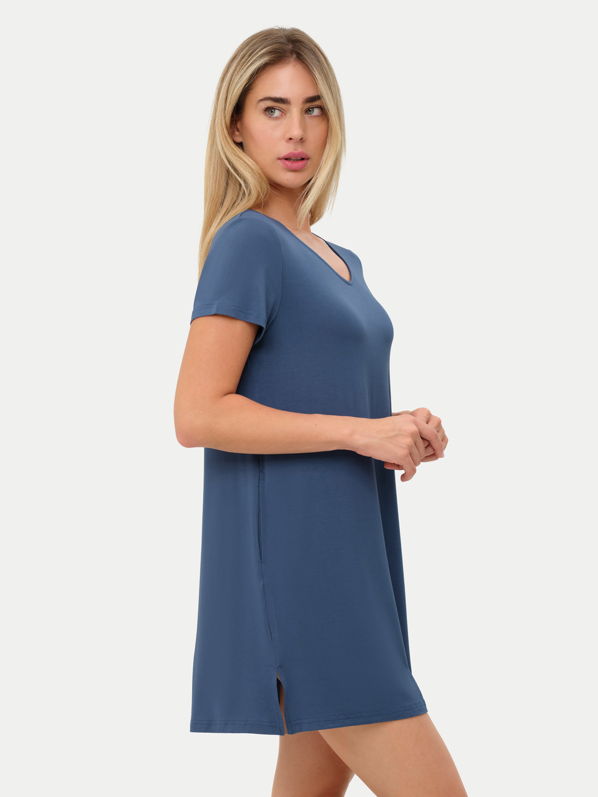 #color_blue ice / Anna is 5′8½″ wearing a size S