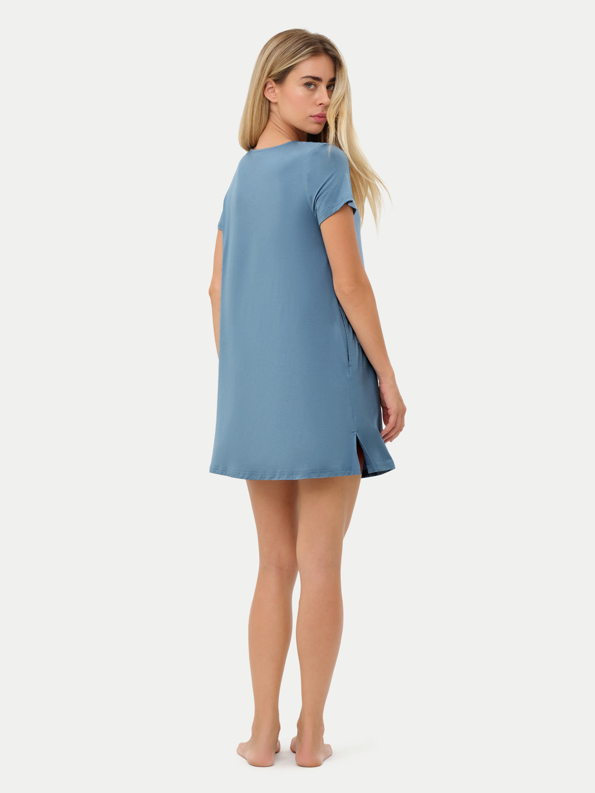 #color_coastal blue / Anna is 5′8½″ wearing a size S