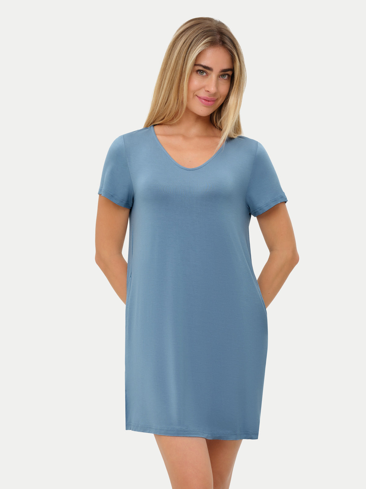 #color_coastal blue / Anna is 5′8½″ wearing a size S