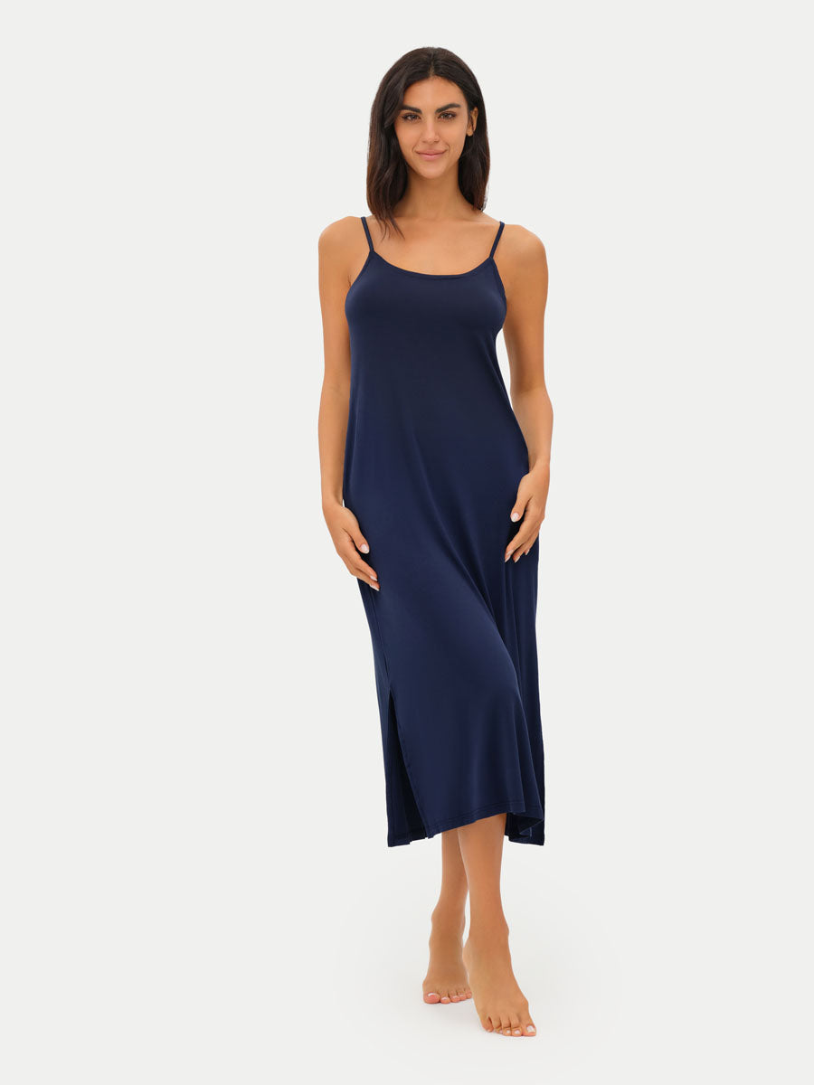 #color_navy / Alessia is 5'9½″ wearing a size S
