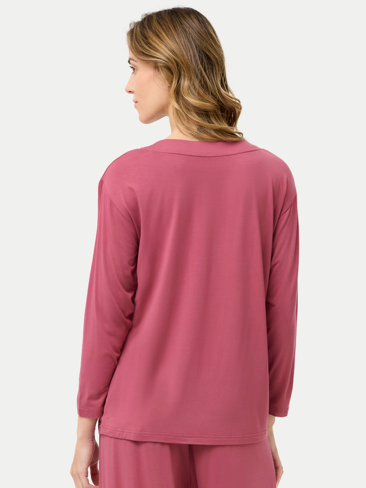 #color_rose wine / Barbara is 5′7″ wearing a size S