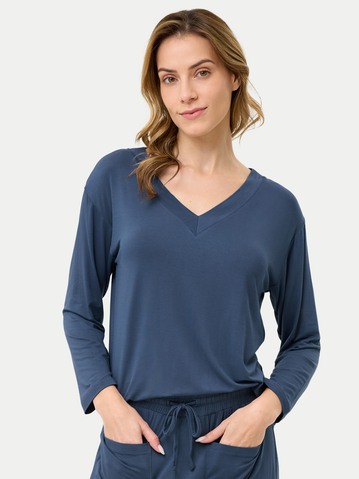 #color_blue ice / Barbara is 5′7″ wearing a size S