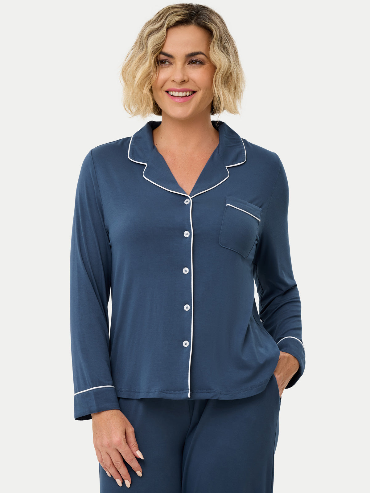 #color_blue ice / Fernanda is 5′8″ wearing a size S