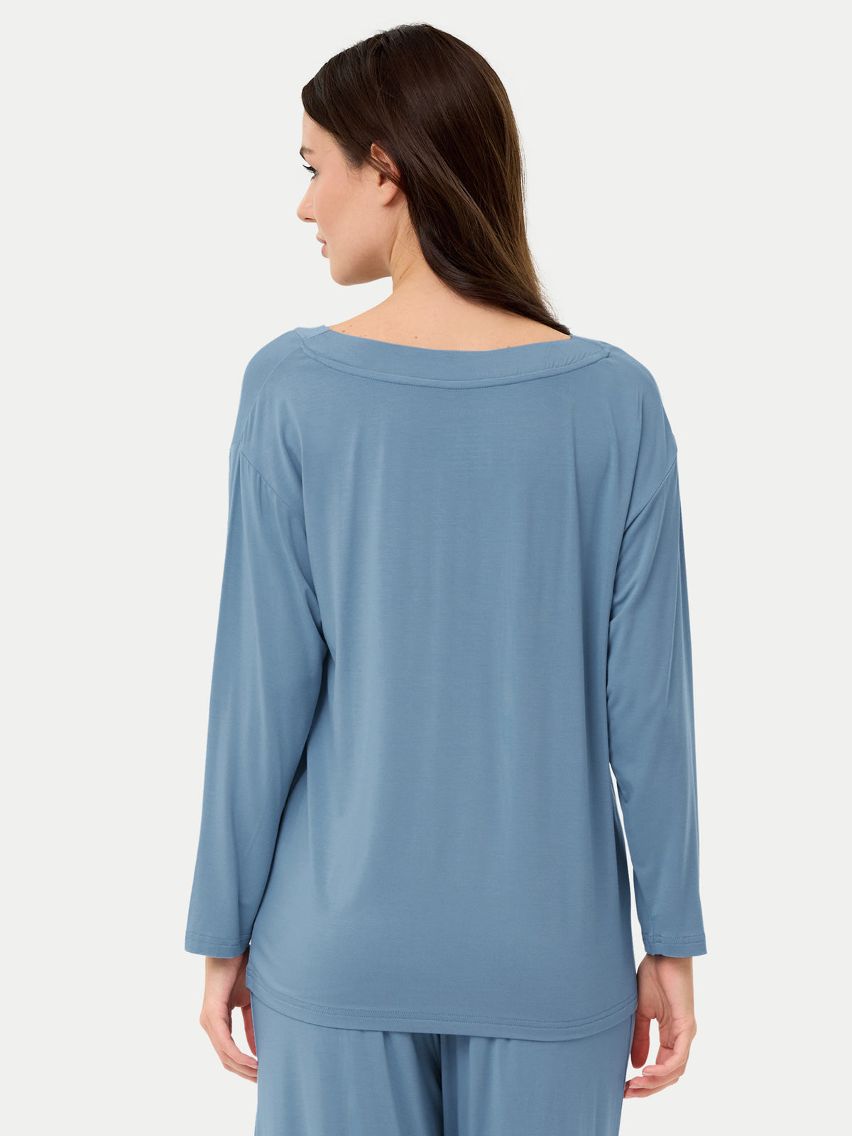 #color_coastal blue / Anna is 5′9″ wearing a size S