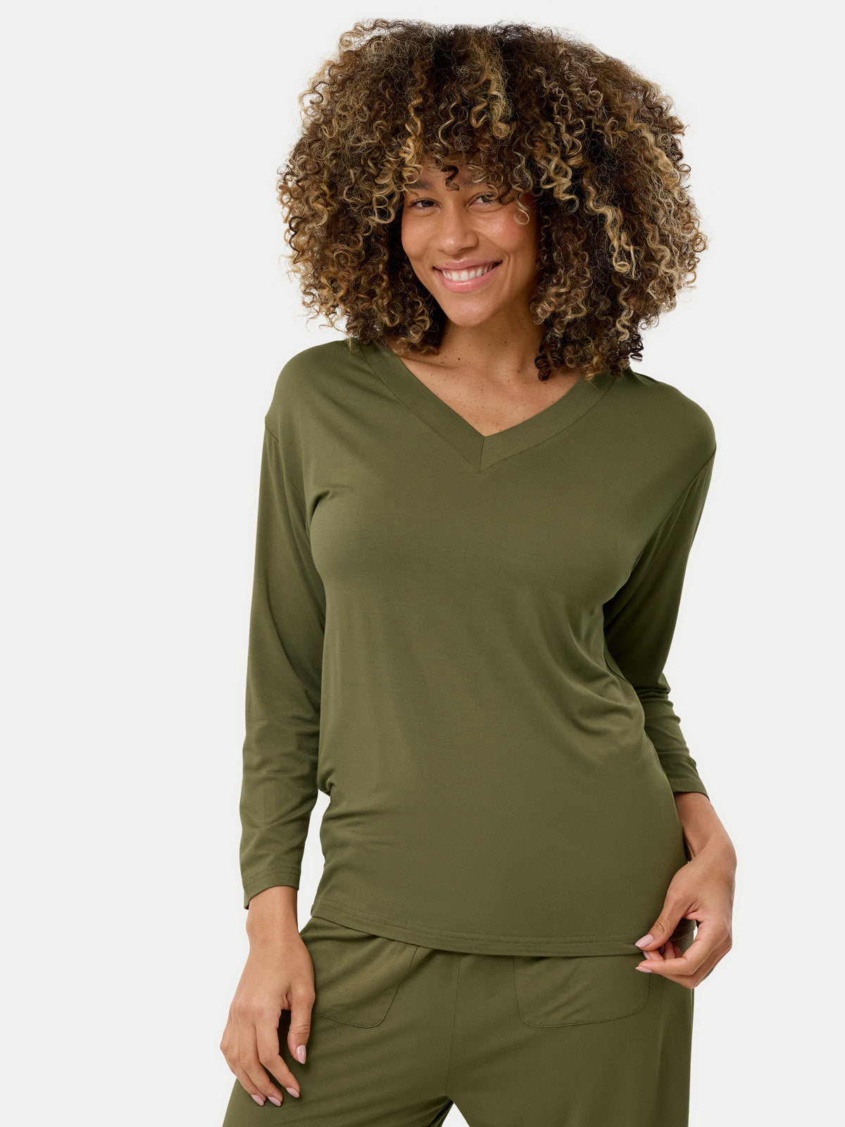 #color_olive / Dayana is 5′9½″ wearing a size S
