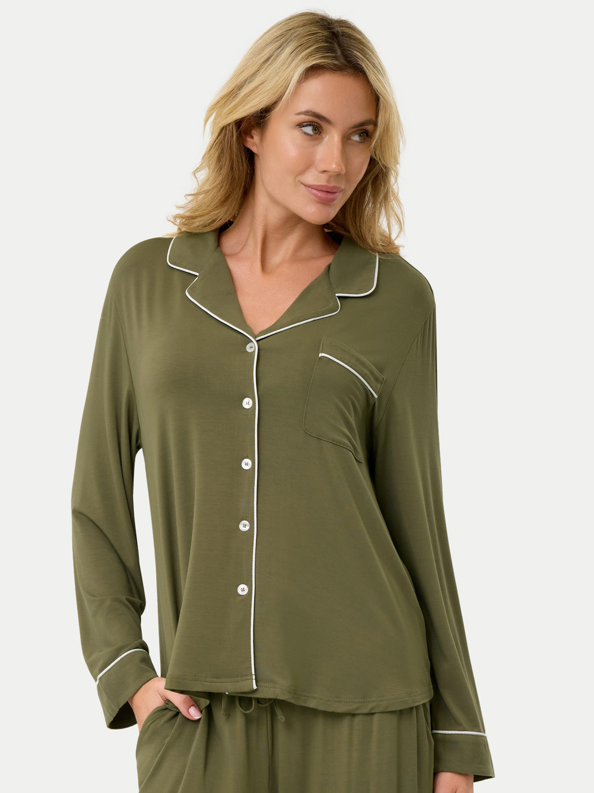 #color_olive / Celina is 5'10½″ wearing a size S