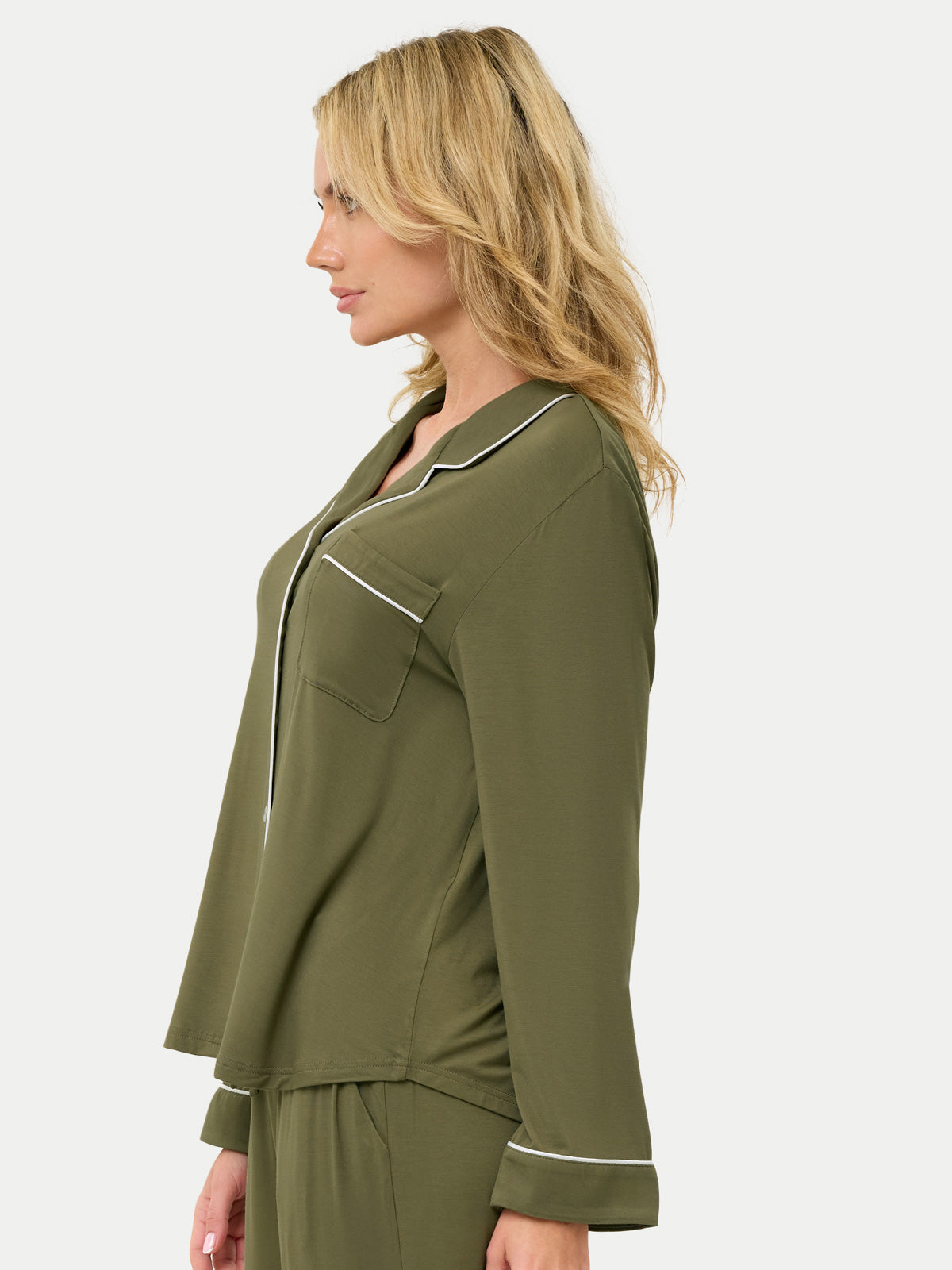 #color_olive / Celina is 5'10½″ wearing a size S