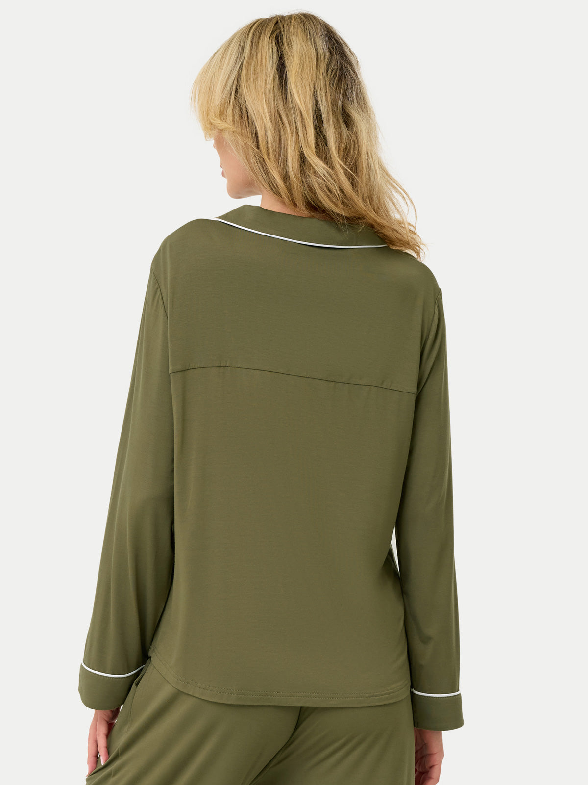 #color_olive / Celina is 5'10½″ wearing a size S
