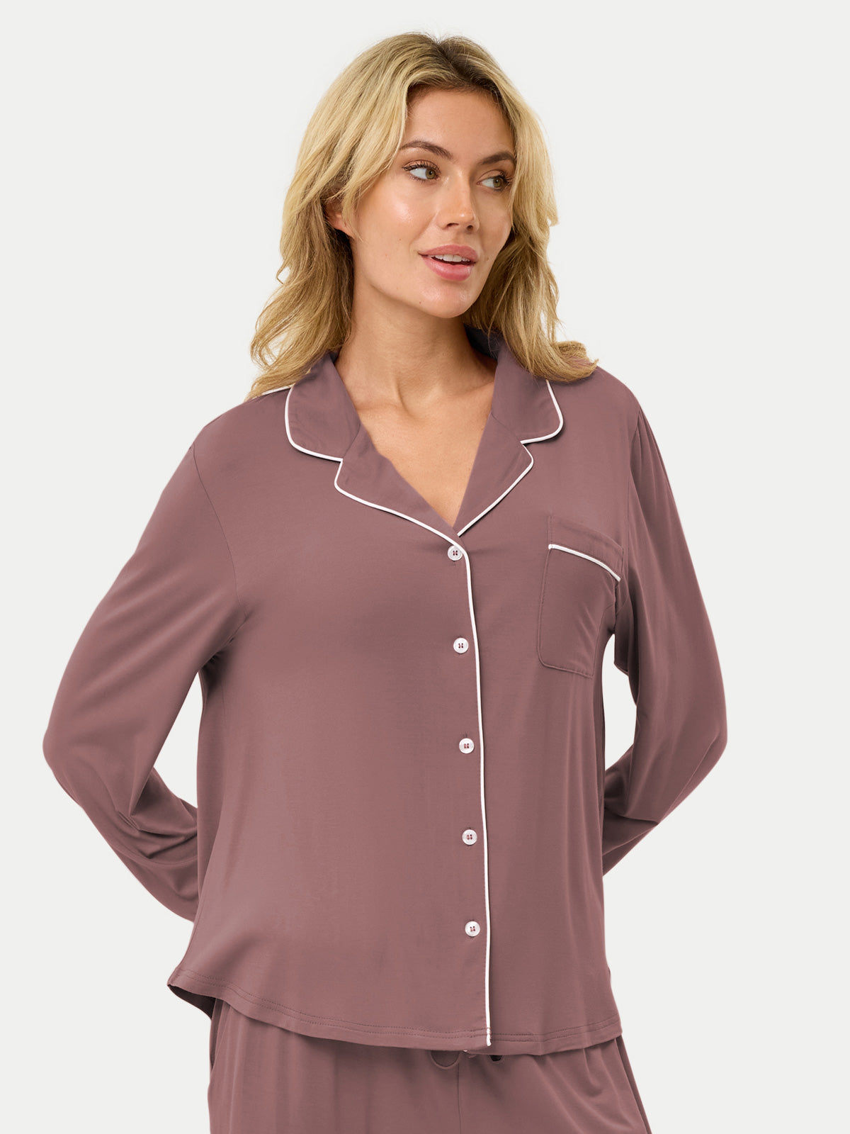 #color_mauve / Celina is 5'10½″ wearing a size S