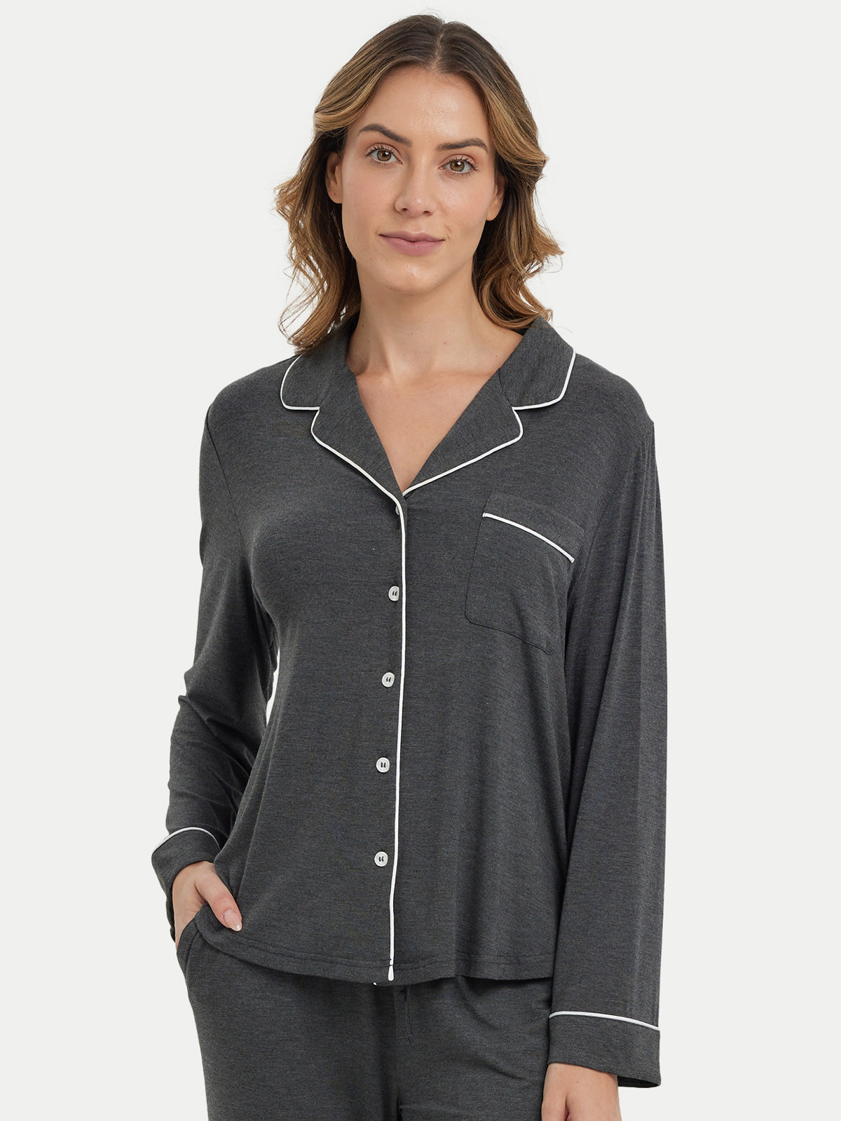 #color_charcoal / Barbara is 5′7″ wearing a size S