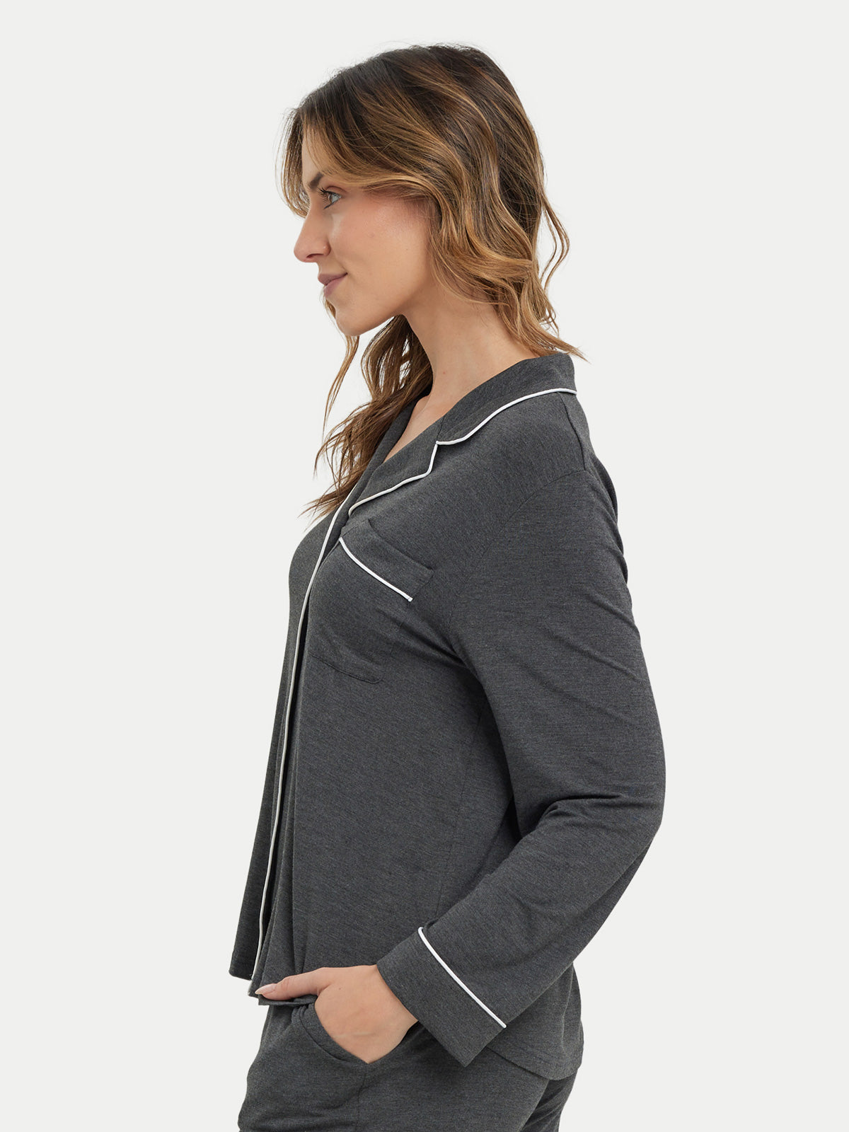 #color_charcoal / Barbara is 5′7″ wearing a size S