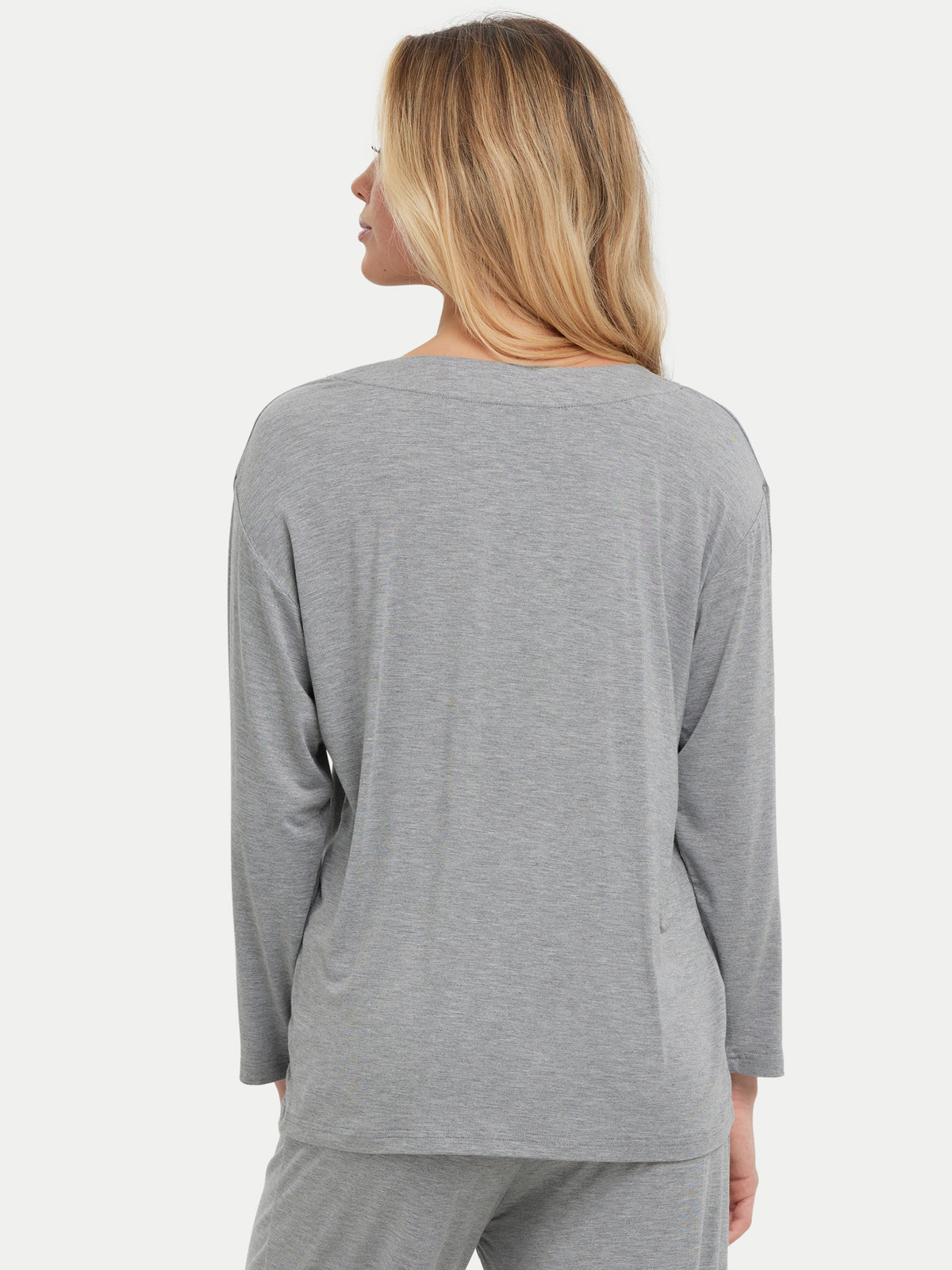 #color_heather gray / Hannah is 5′9″ wearing a size S