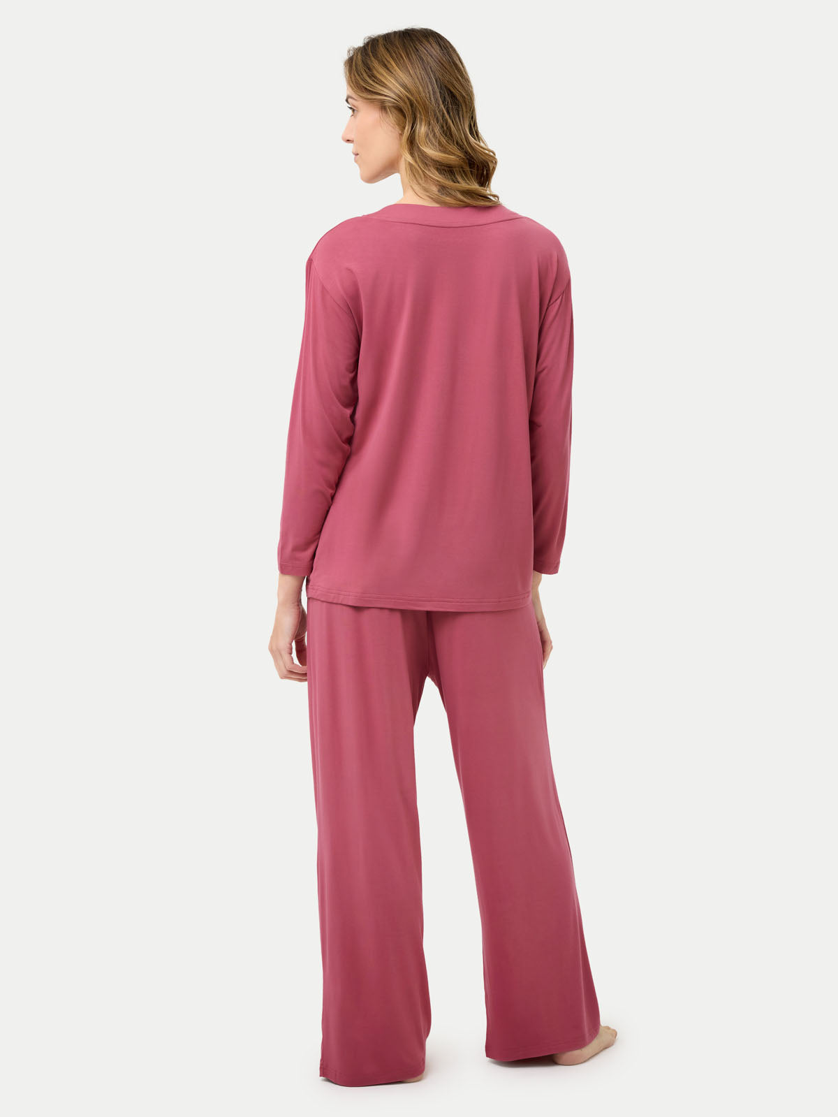 #color_rose wine / Barbara is 5′7″ wearing a size S