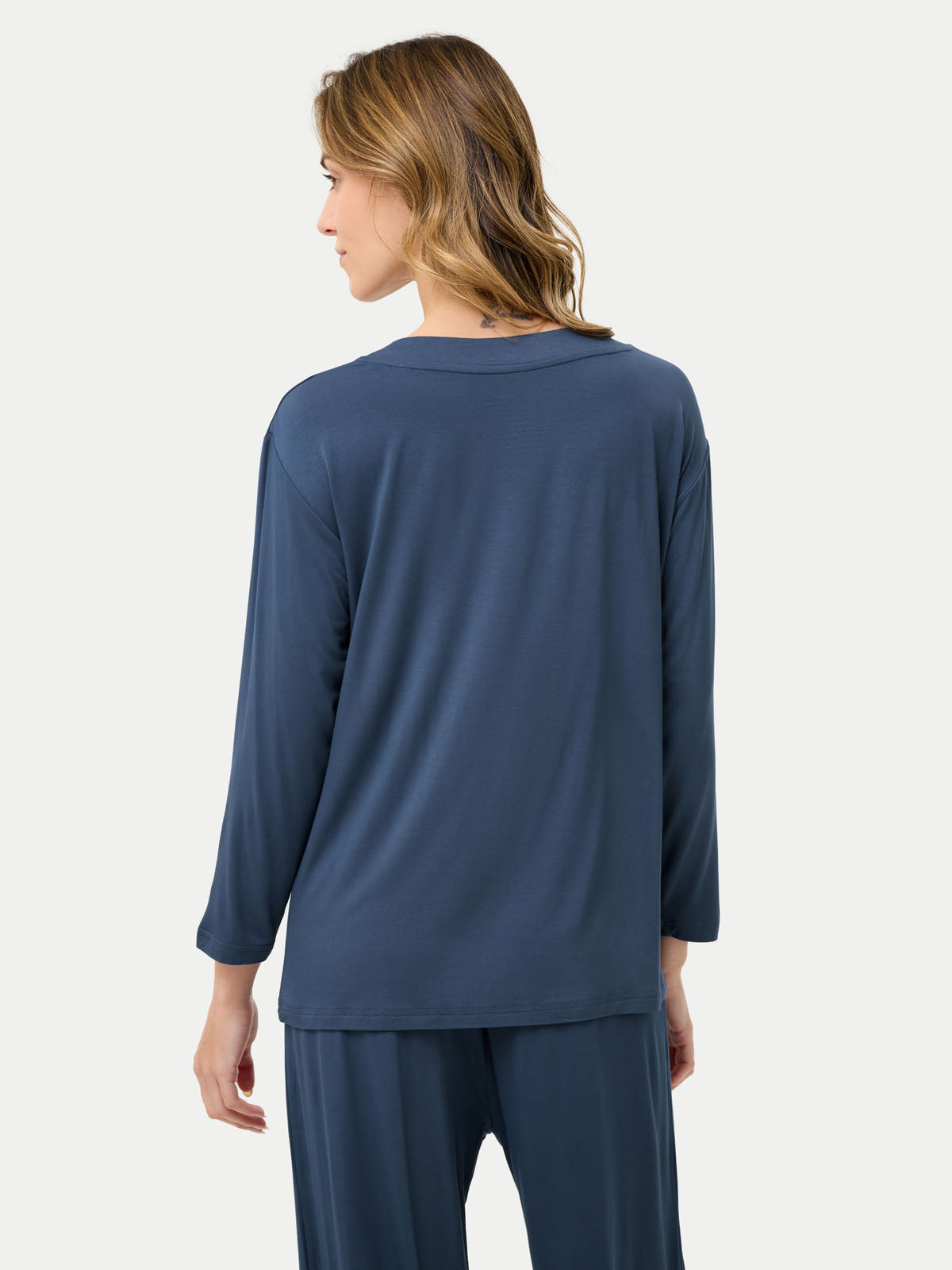 #color_blue ice / Barbara is 5′7″ wearing a size S