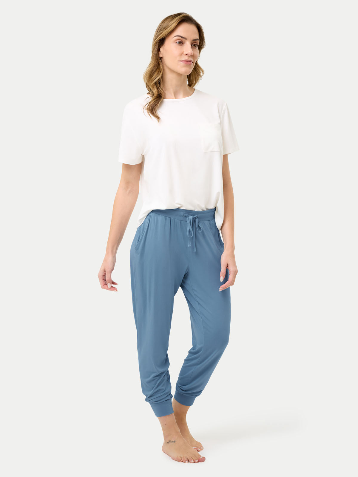 #color_coastal blue / Barbara is 5′7″ wearing a size S