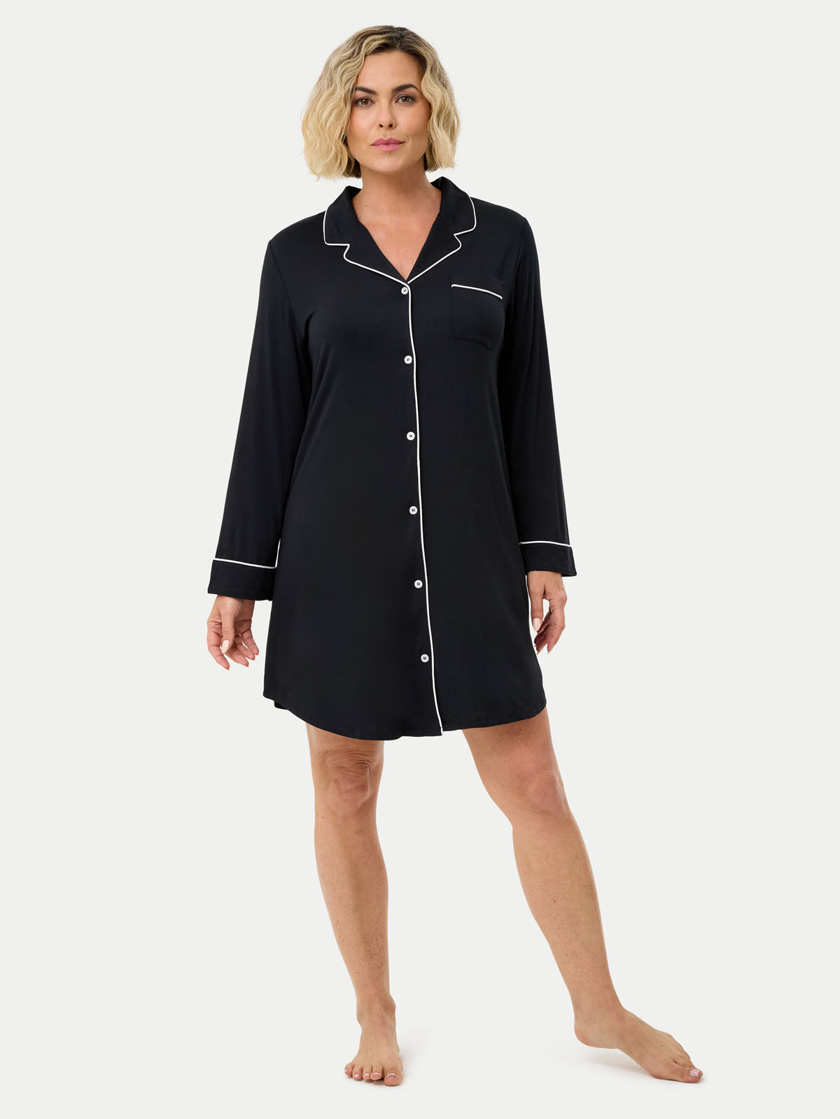 #color_black / Fernanda is 5′8″ wearing a size S