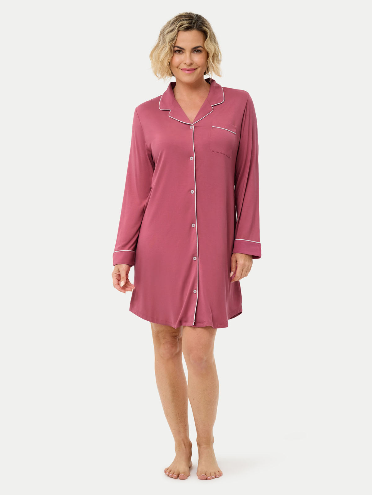 #color_rose wine / Fernanda is 5′8″ wearing a size S