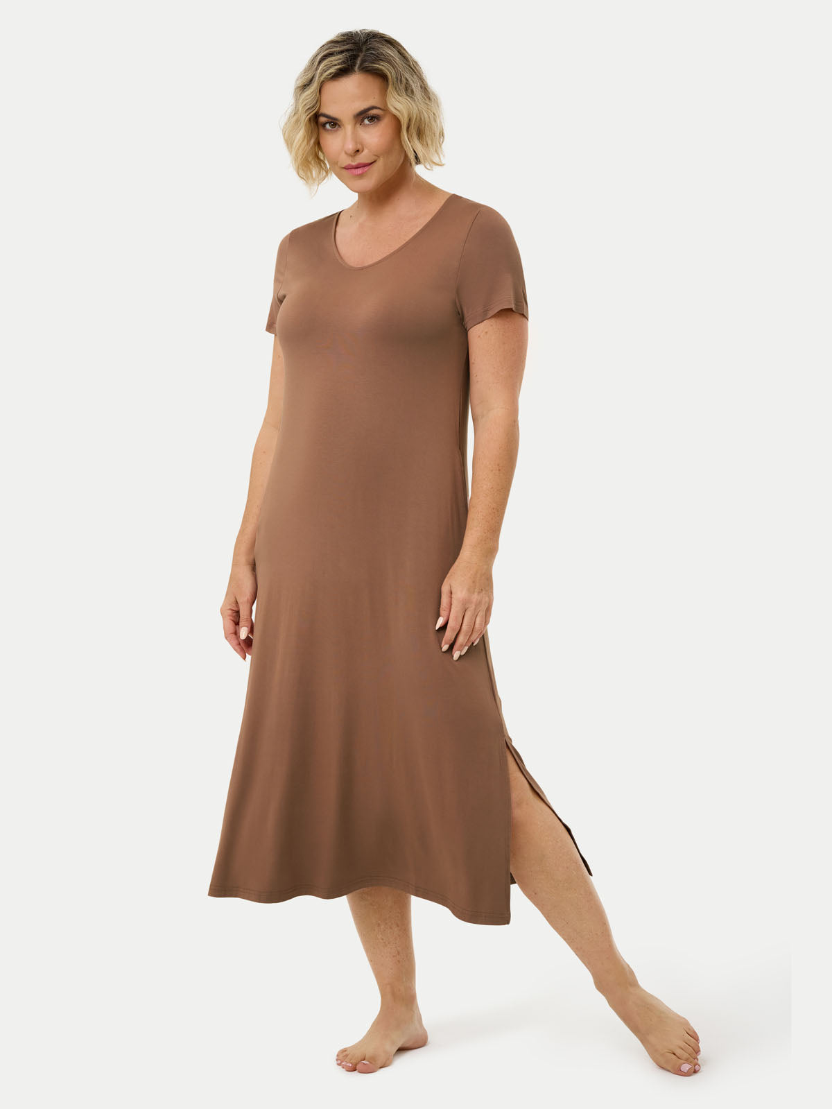 #color_acorn / Fernanda is 5′8″ wearing a size S
