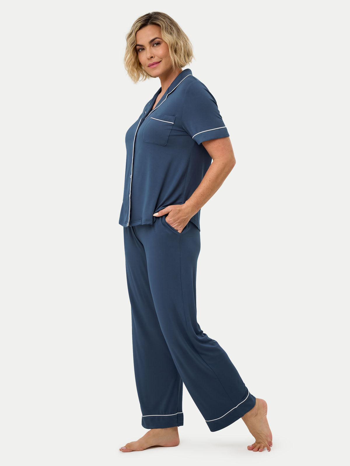#color_blue ice / Fernanda is 5′8″ wearing a size S