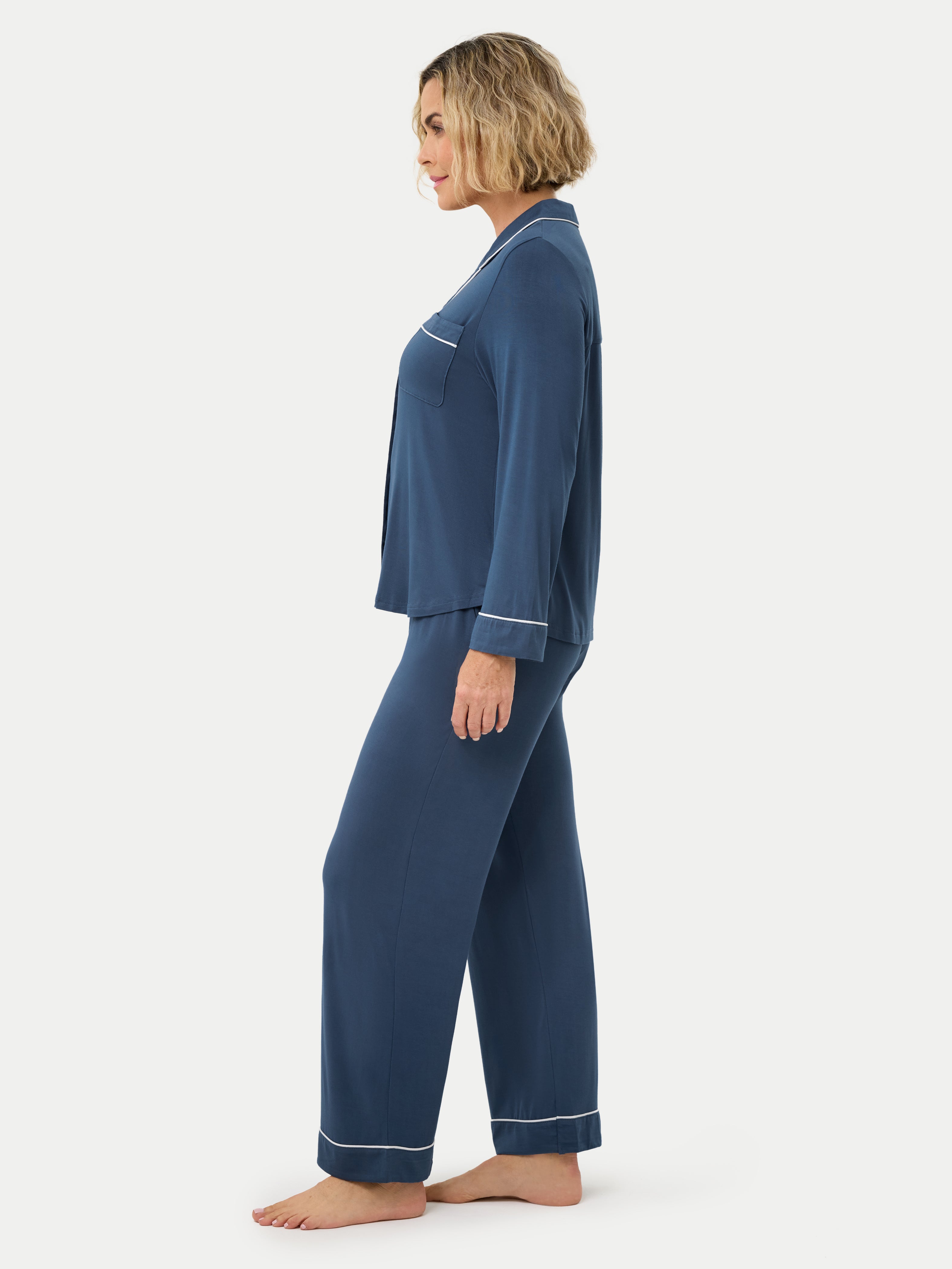 #color_blue ice / Fernanda is 5′8″ wearing a size S