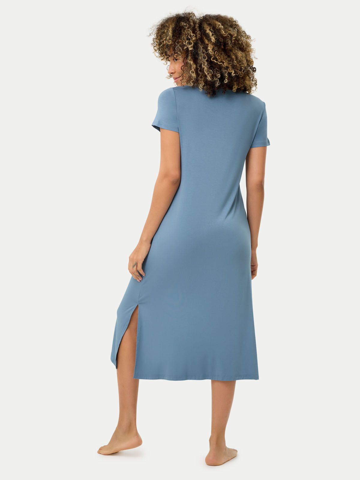 #color_coastal blue / Dayana is 5′9½″ wearing a size S