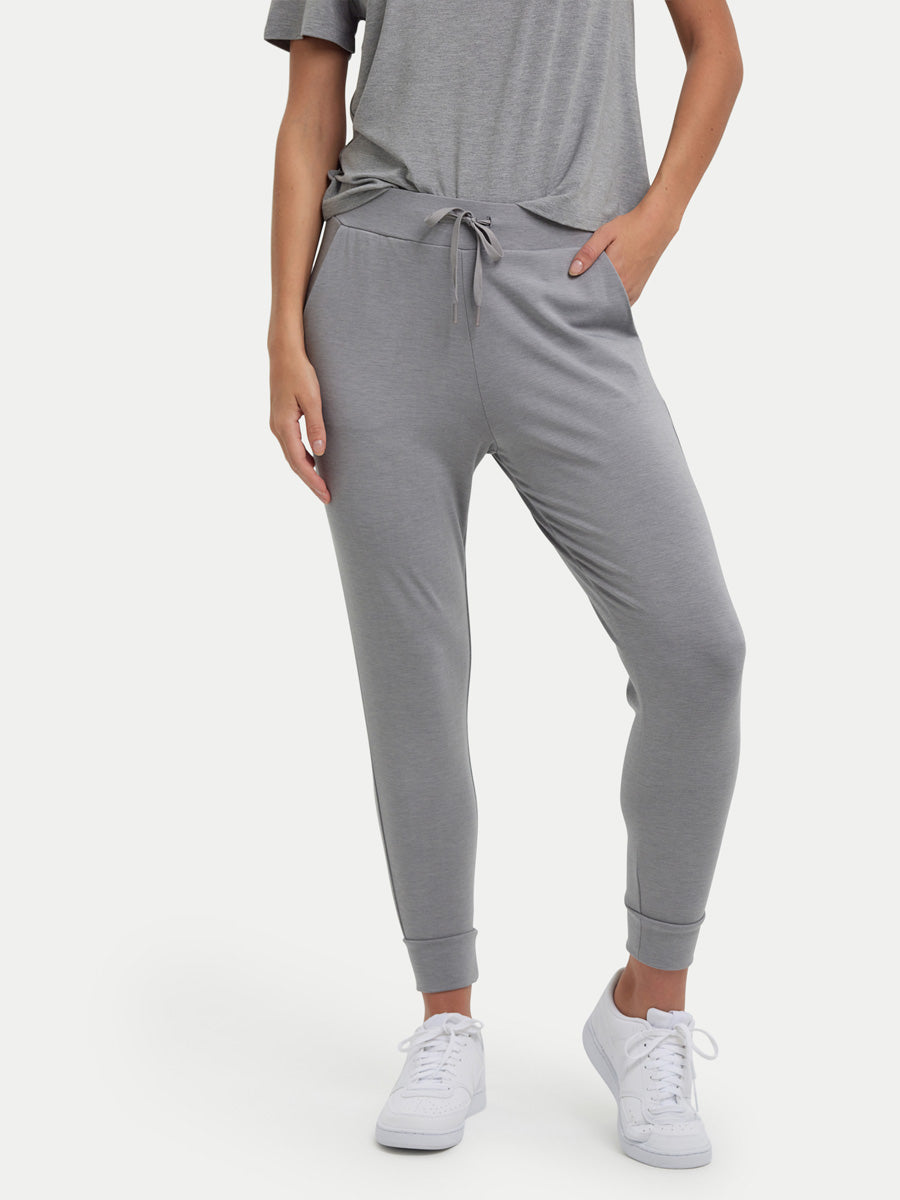 #color_heather gray / Julianne is 5′11″ wearing a size S