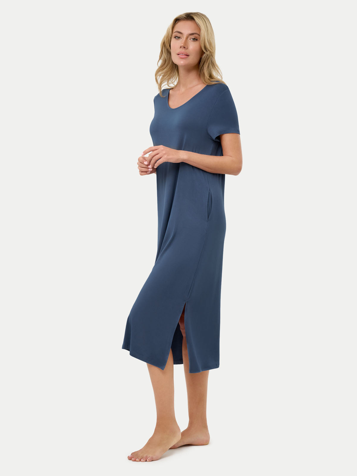 #color_blue ice / Celina is 5'10½″ wearing a size S
