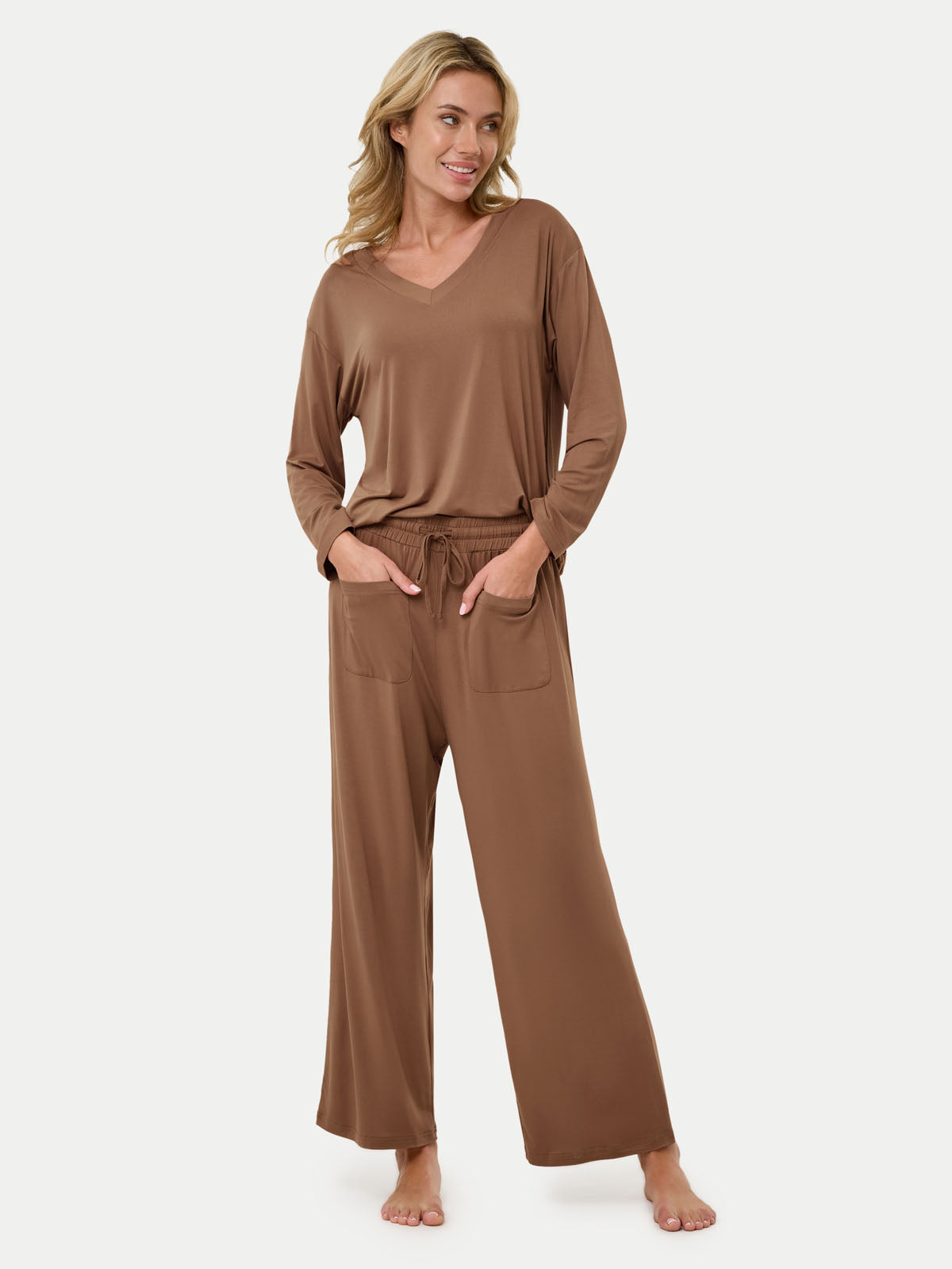 #color_acorn / Celina is 5'10½″ wearing a size S