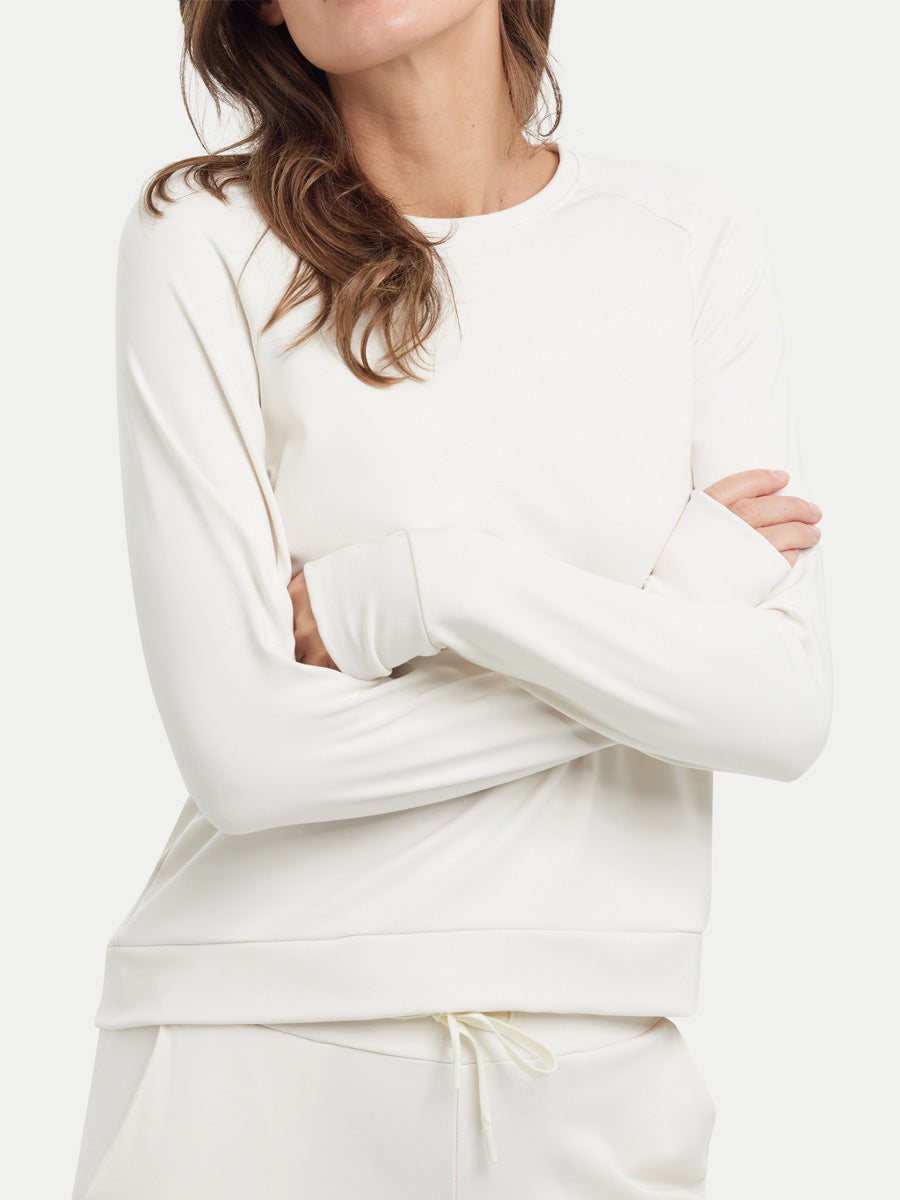 #color_white / Julianne is 5′11″ wearing a size S