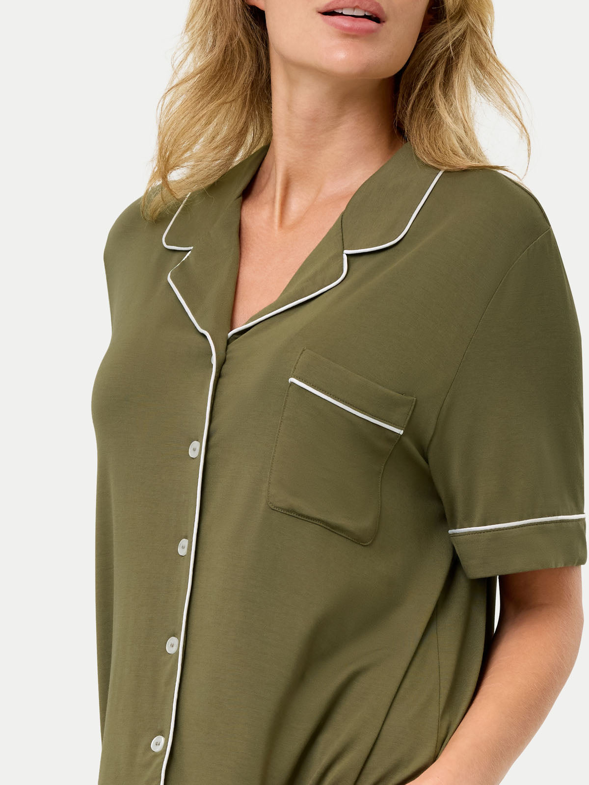 #color_olive / Celina is 5'10½″ wearing a size S