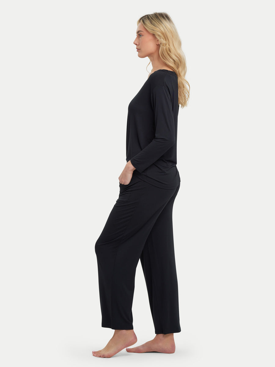 #color_black / Kristen is 5′11″ wearing a size S