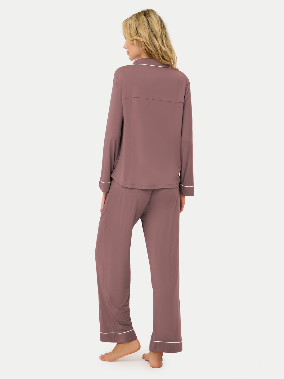 #color_mauve / Celina is 5'10½″ wearing a size S