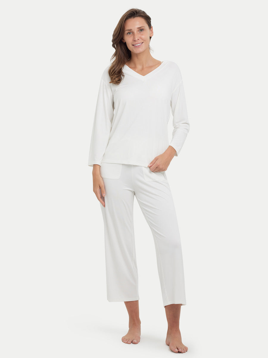 #color_white / Julianne is 5′11″ wearing a size S