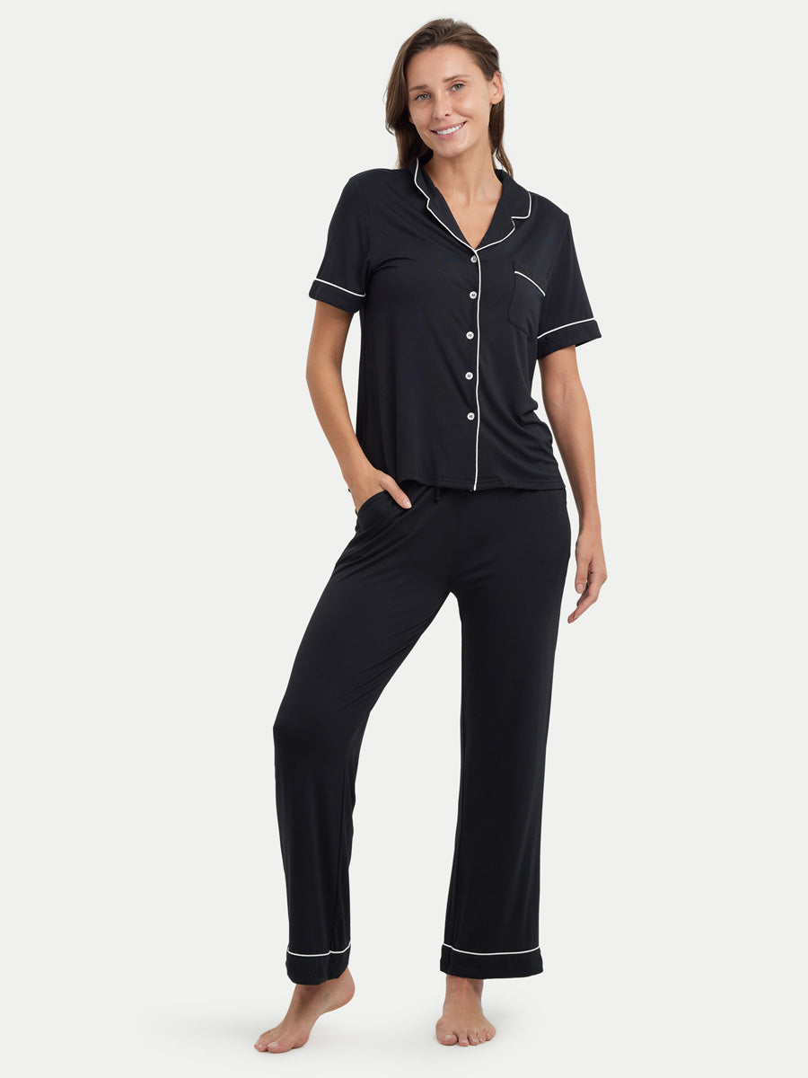 #color_black / Julianne is 5′11″ wearing a size S