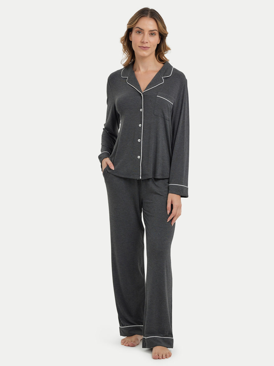 #color_charcoal / Barbara is 5′7″ wearing a size S