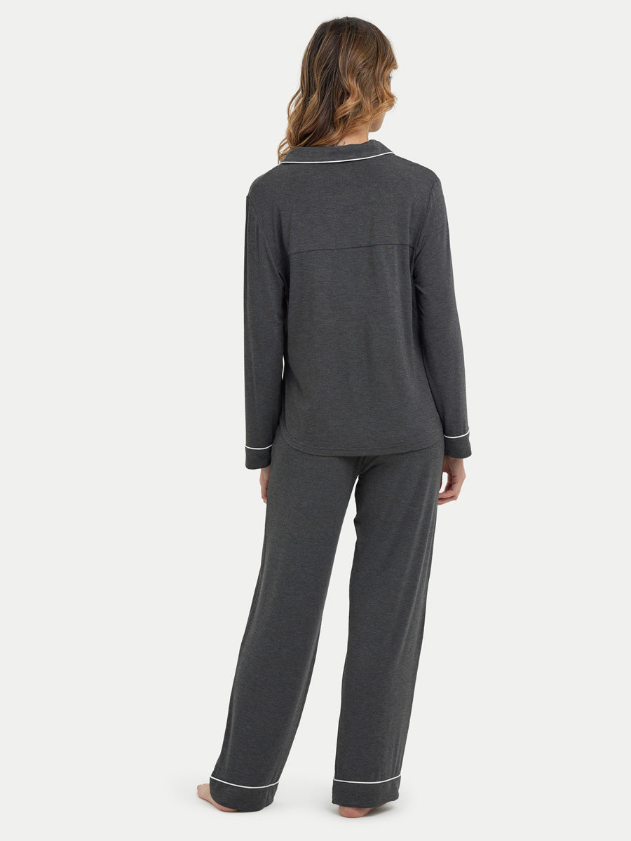 #color_charcoal / Barbara is 5′7″ wearing a size S