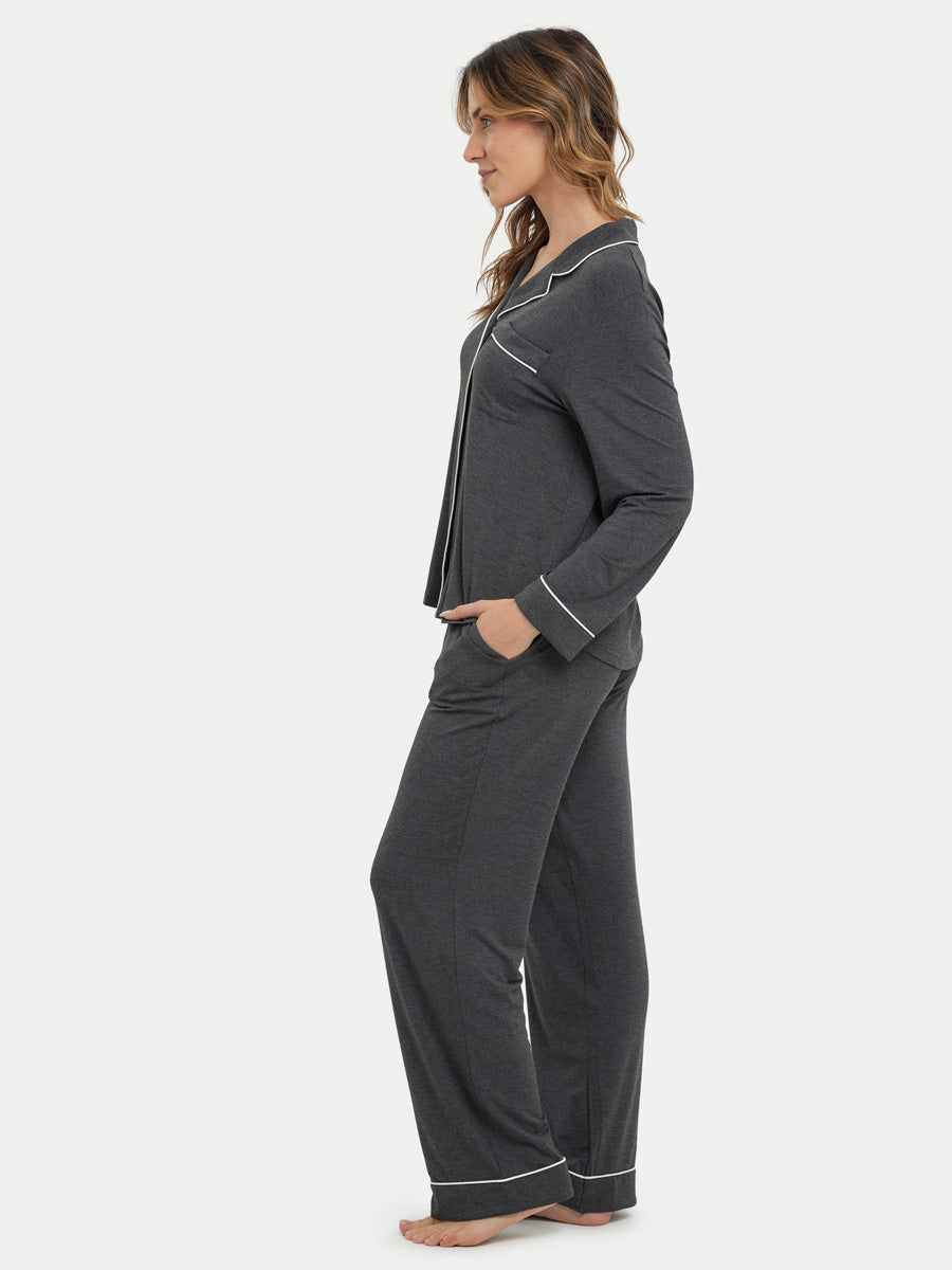 #color_charcoal / Barbara is 5′7″ wearing a size S