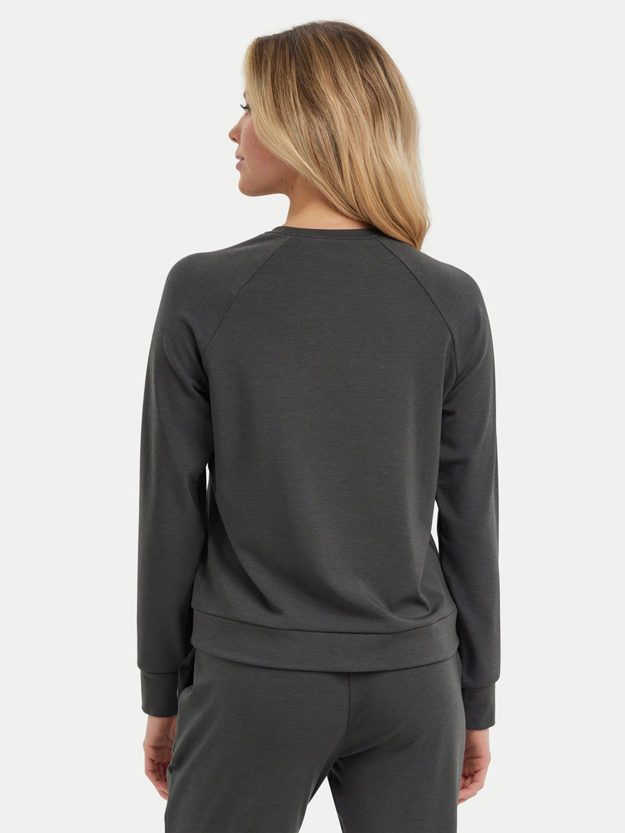 #color_charcoal / Hannah is 5′9″ wearing a size S