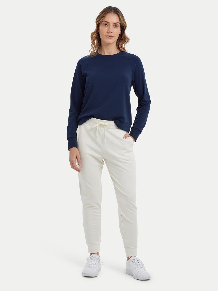 #color_white / Barbara is 5′7″ wearing a size S