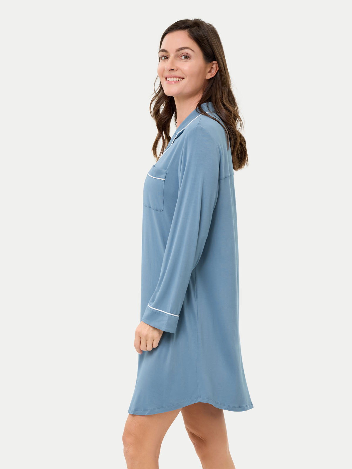 #color_coastal blue / Carlye is 5′8½″ wearing a size S